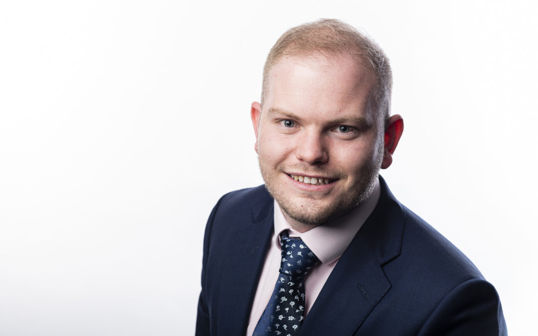 Congratulations to Mitchell Potter – Azarmi Law’s first home-grown SQE qualified solicitor